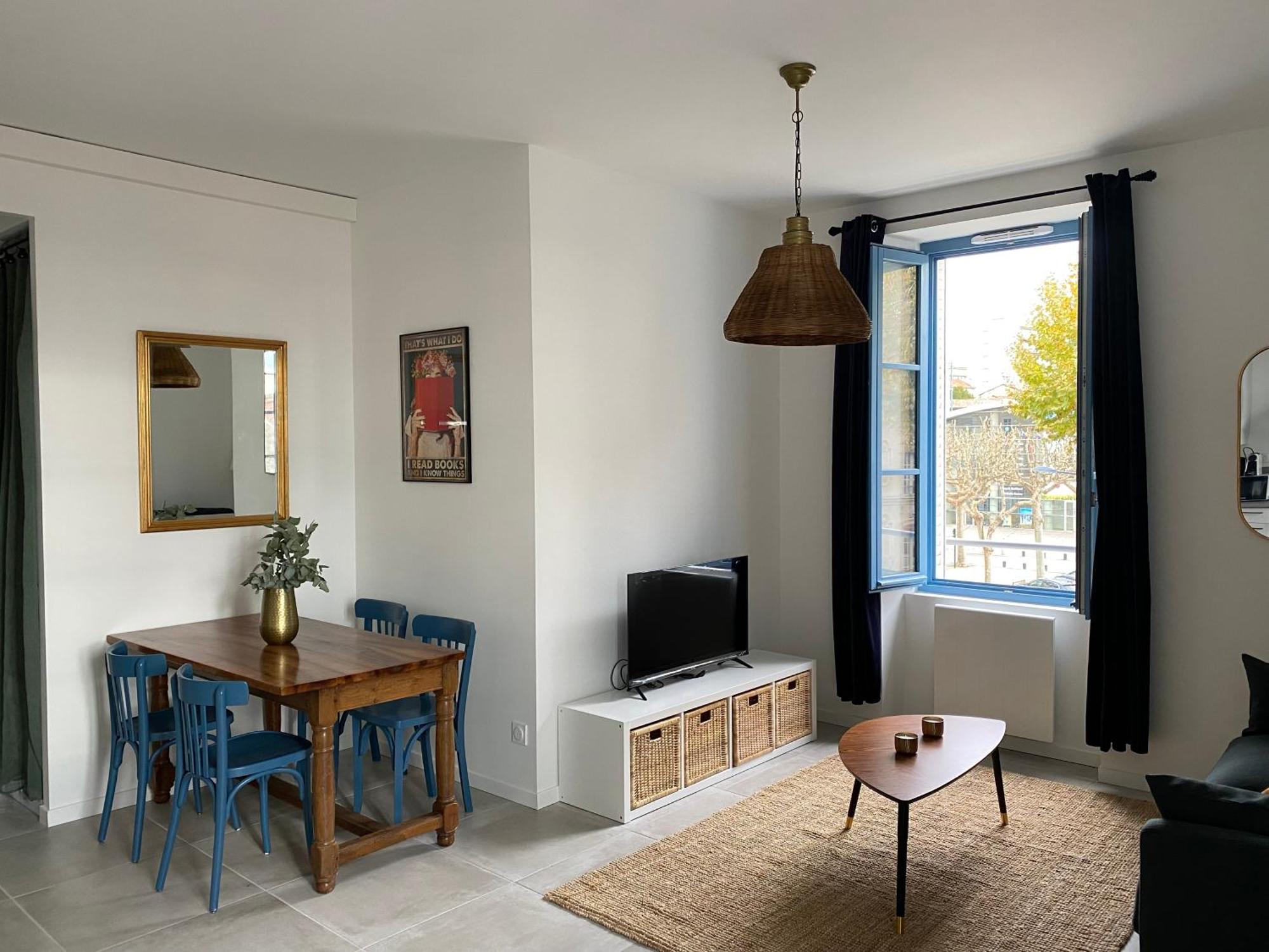 Le Jules Appart'Hotel Romans-sur-Isere Exterior photo